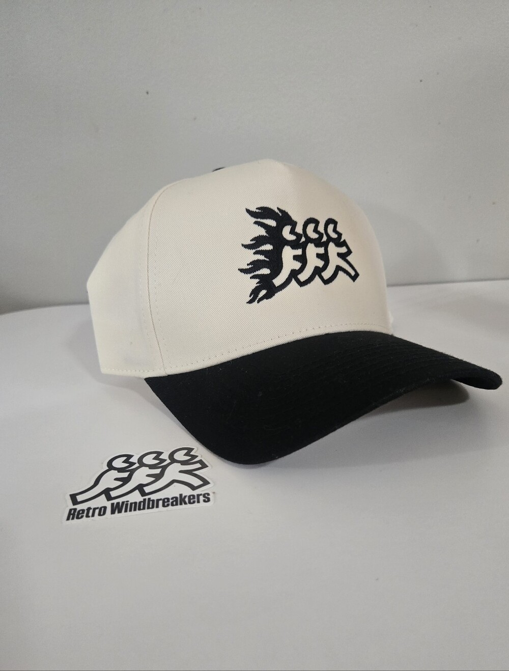 Windbreakers Retro Malibu Cream Snapback